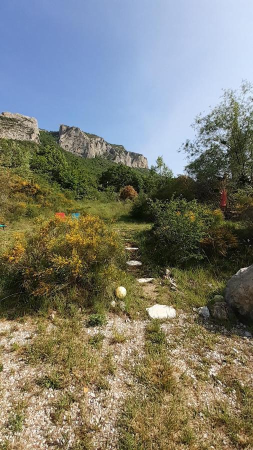 Les Terrasses Du Paradis Orpierre Exteriör bild