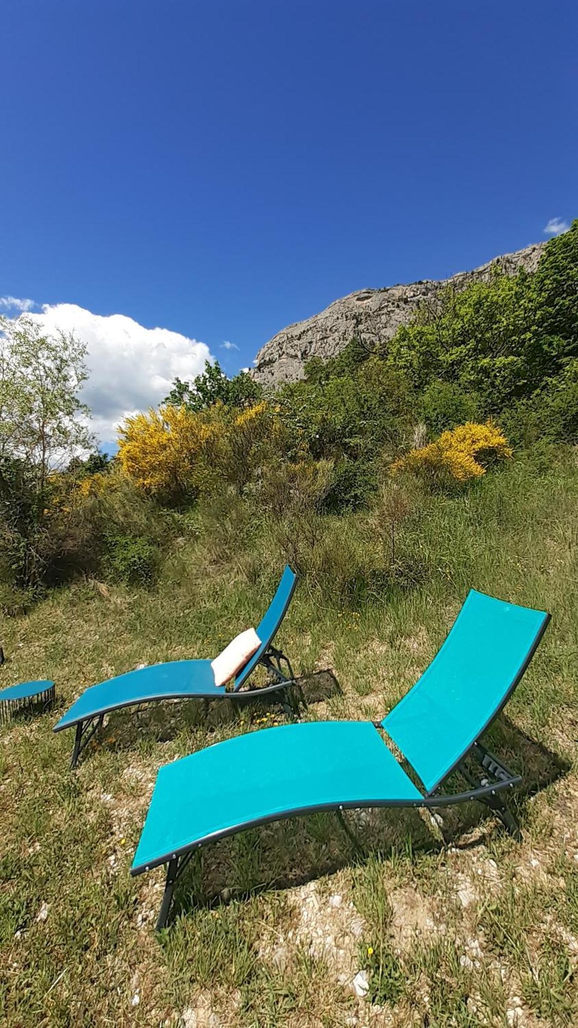 Les Terrasses Du Paradis Orpierre Exteriör bild