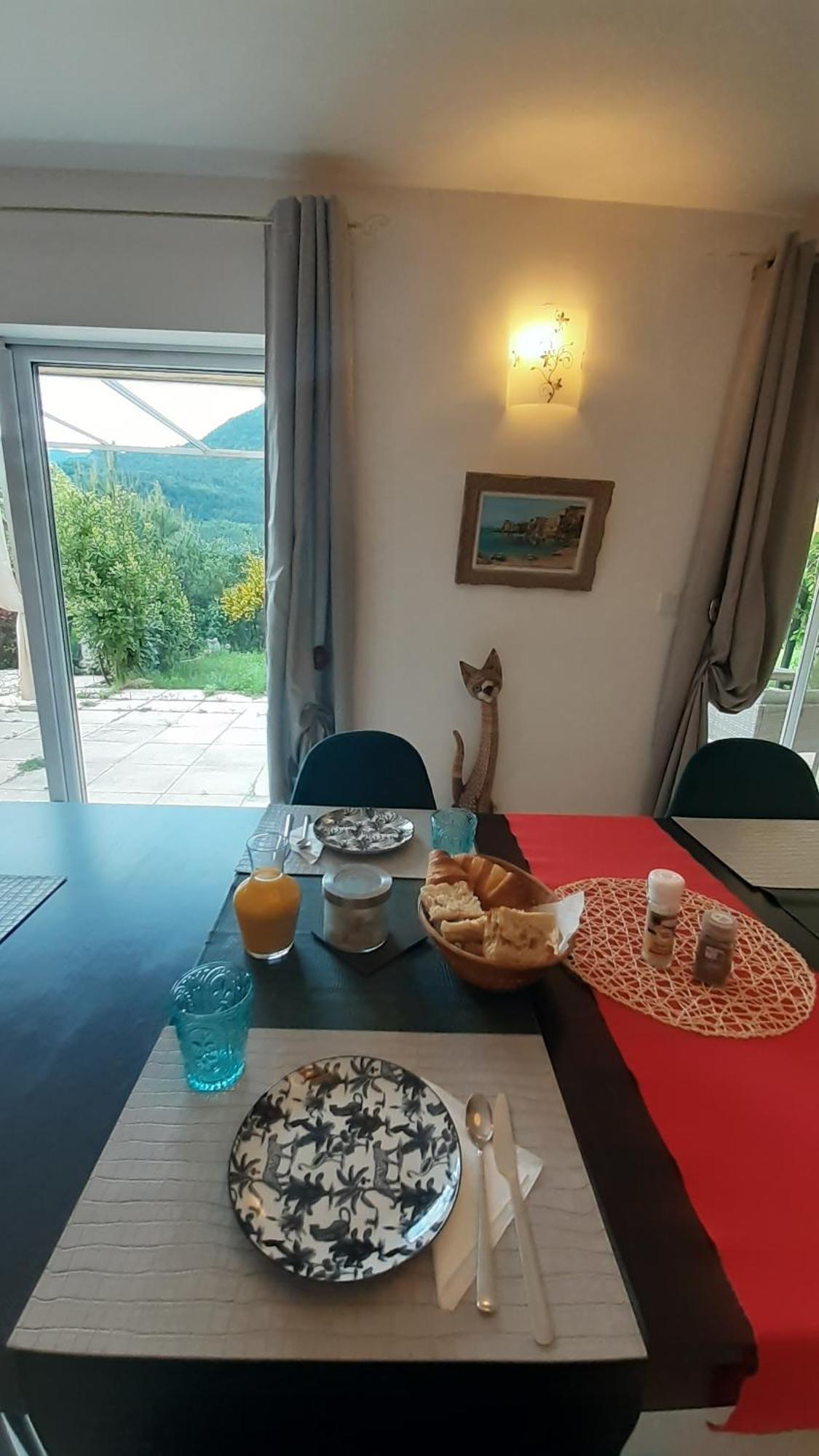 Les Terrasses Du Paradis Orpierre Exteriör bild