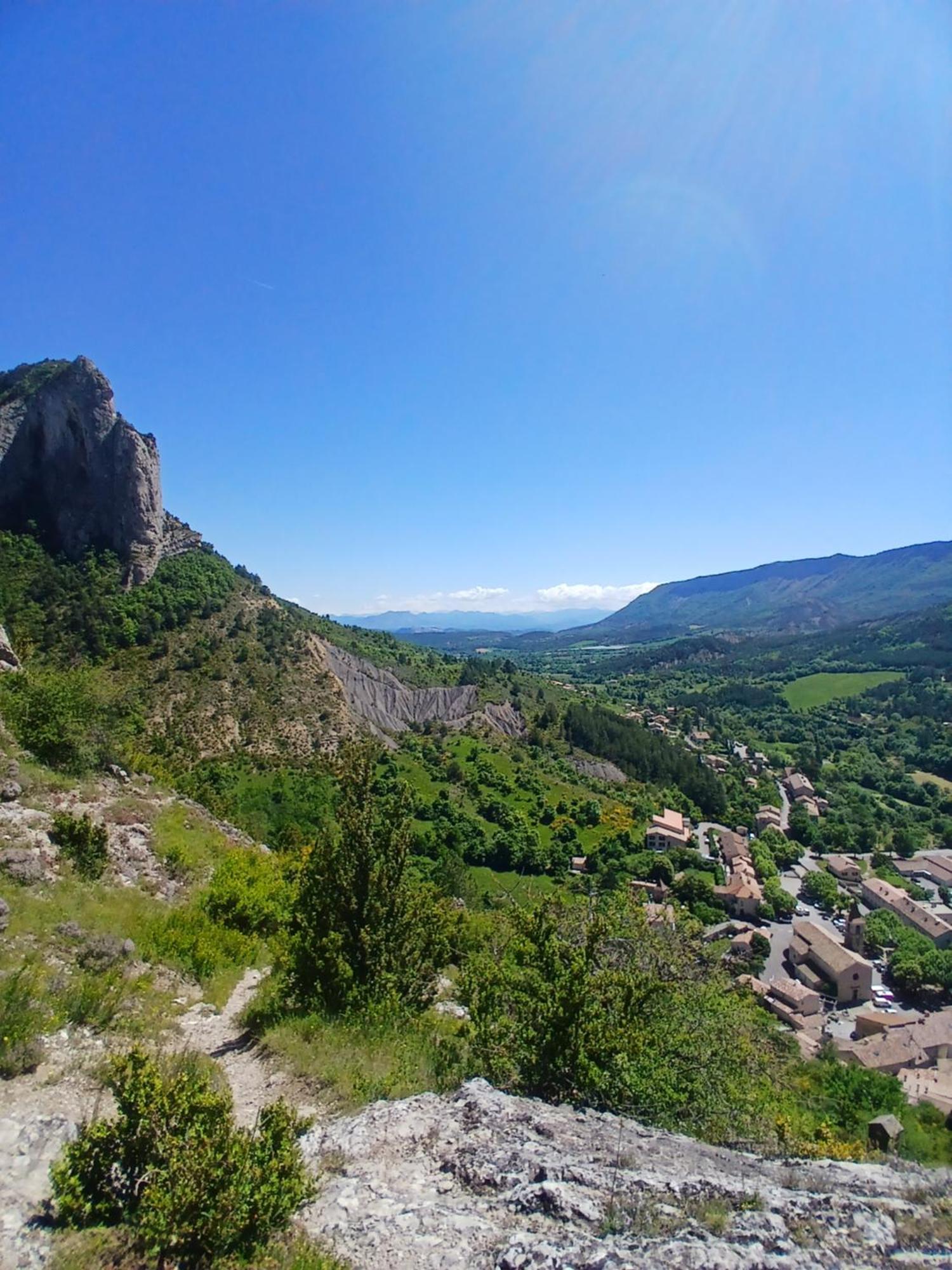 Les Terrasses Du Paradis Orpierre Exteriör bild